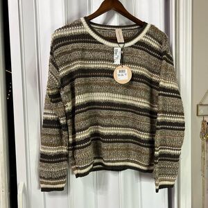 NWT skovhuus sweater size small retails for $160